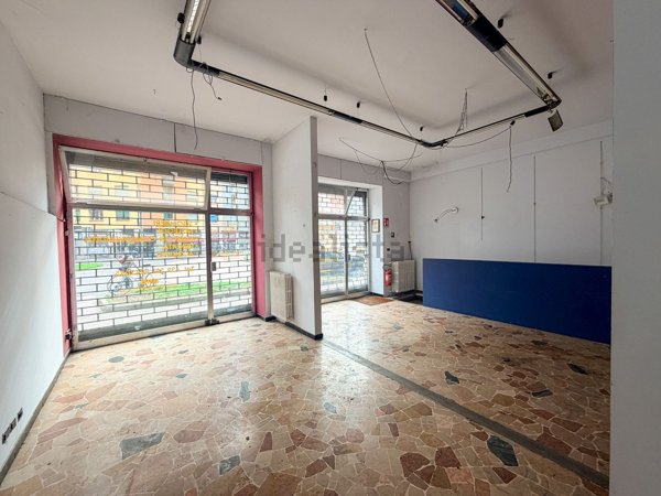 negozio in affitto a Milano
