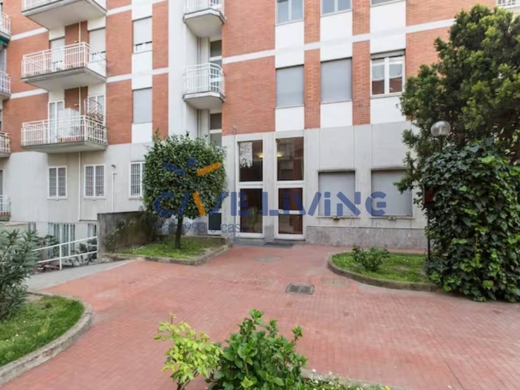 appartamento in affitto a Milano in zona Famagosta