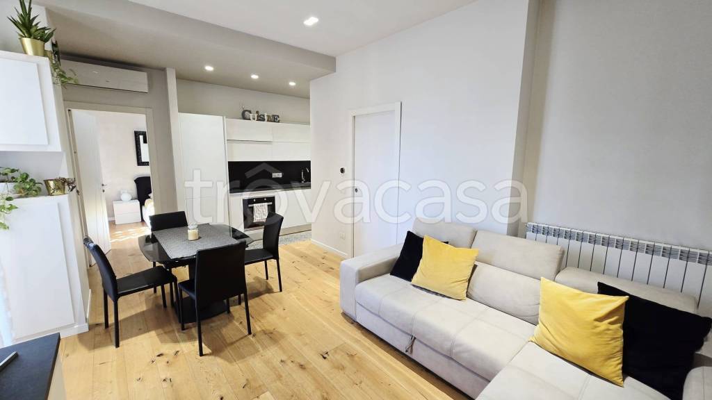 appartamento in affitto a Milano in zona Greco