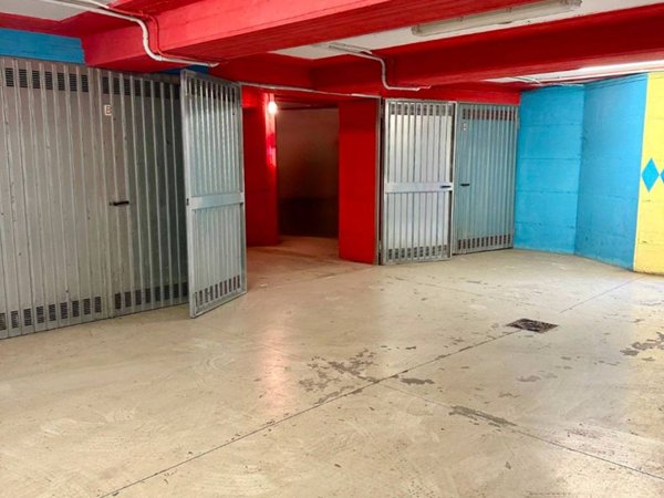 locale commerciale in affitto a Milano in zona Maggiolina