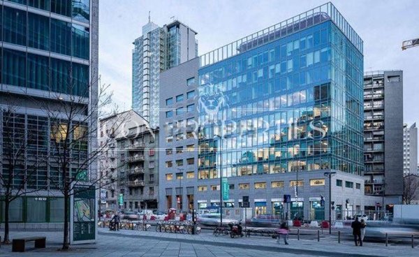 negozio in affitto a Milano