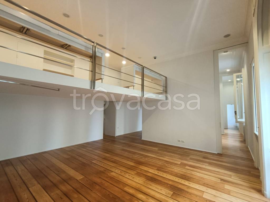 ufficio in affitto a Milano