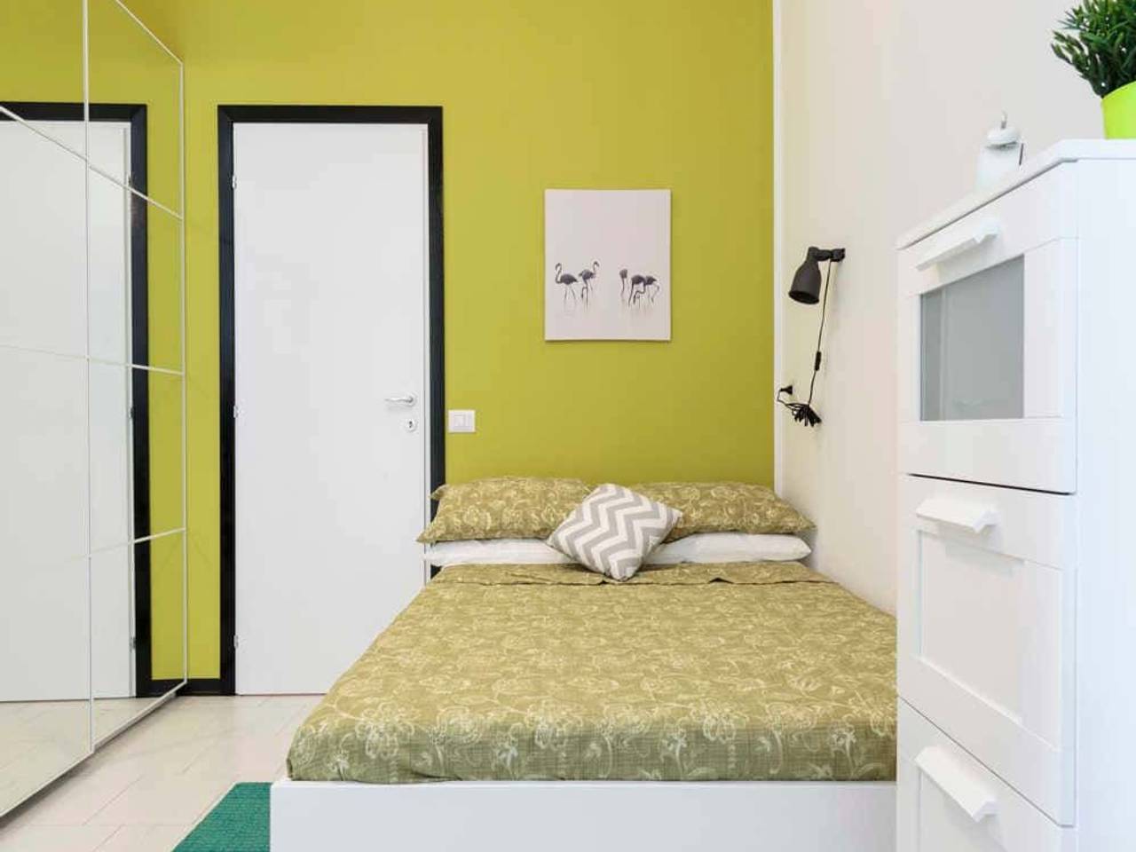 negozio in affitto a Milano in zona Garegnano