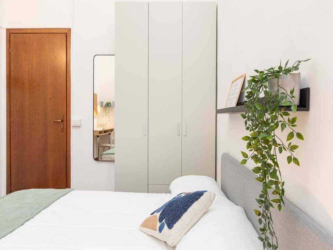 negozio in affitto a Milano in zona Bocconi