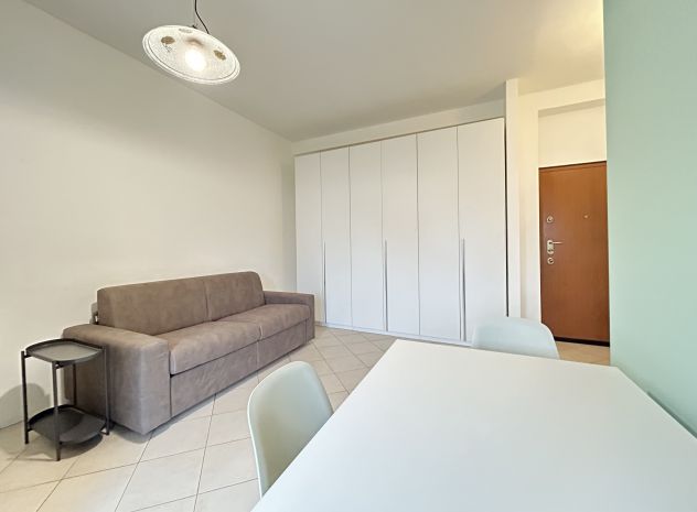 appartamento in affitto a Milano in zona Lorenteggio