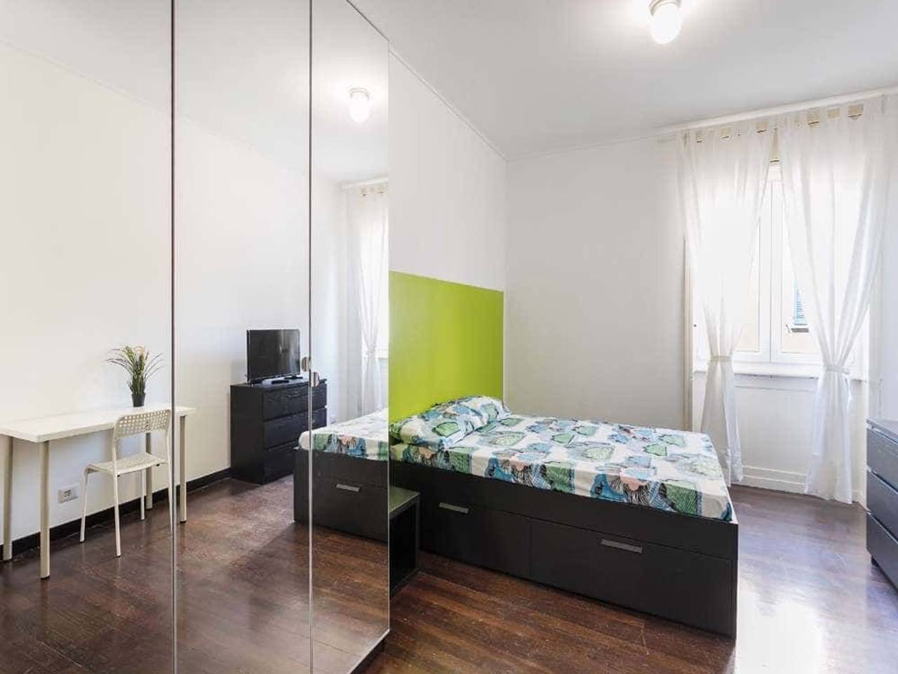 negozio in affitto a Milano in zona Centro Direzionale