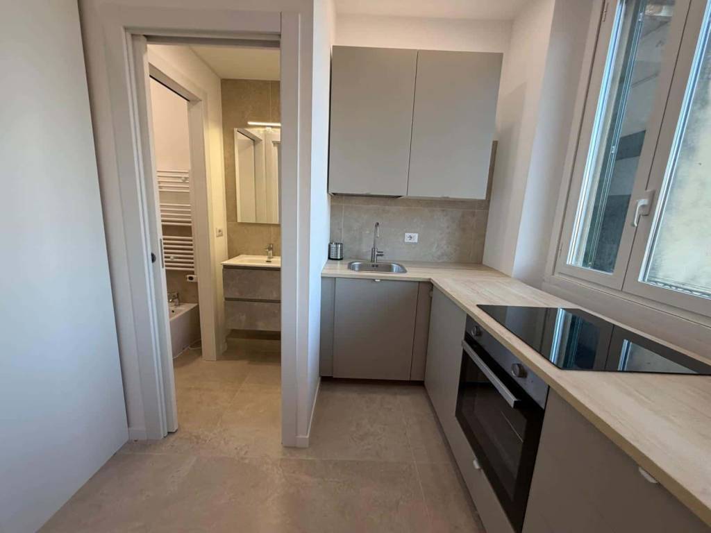 appartamento in affitto a Milano in zona Adriano