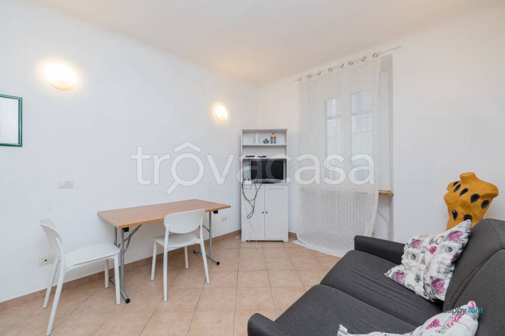 appartamento in affitto a Milano in zona Sempione