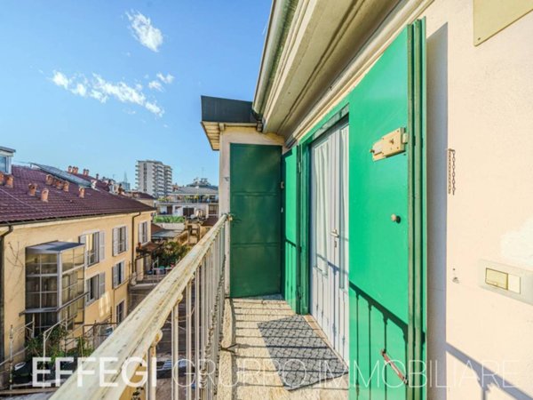 appartamento in affitto a Milano in zona Centro Direzionale