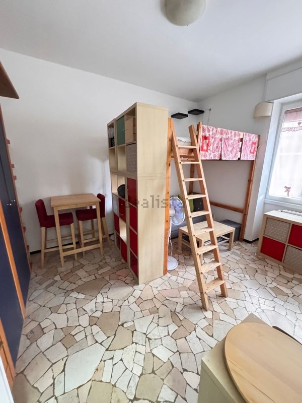 appartamento in affitto a Milano in zona Lorenteggio