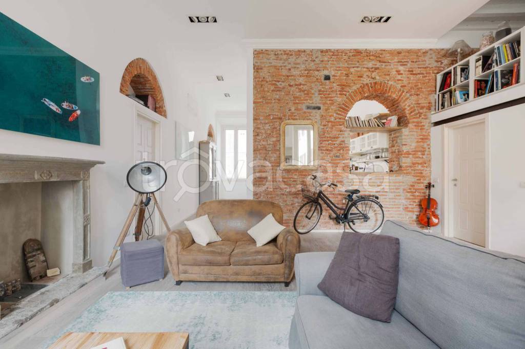 appartamento in affitto a Milano in zona Porta Garibaldi