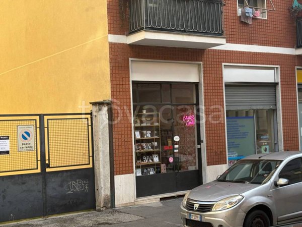 negozio in affitto a Milano