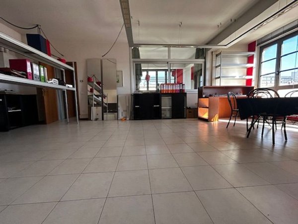 ufficio in affitto a Milano