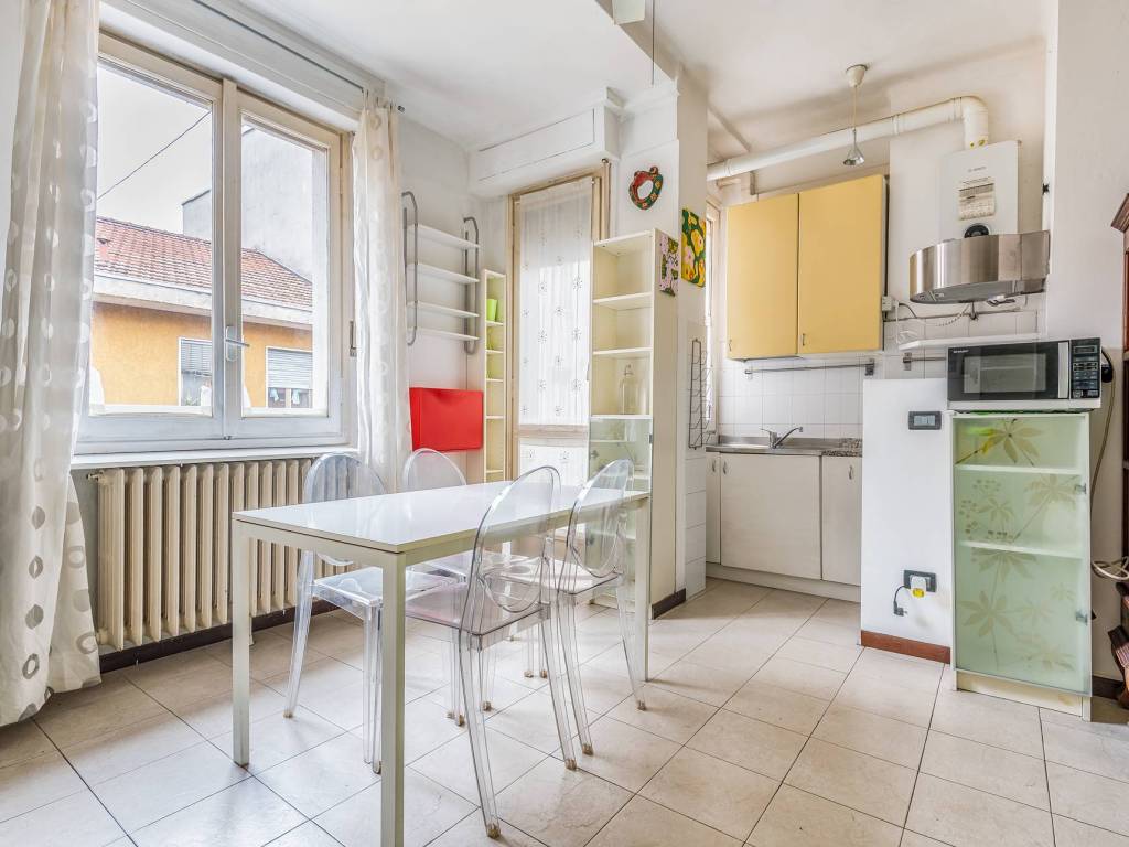 appartamento in affitto a Milano in zona Adriano