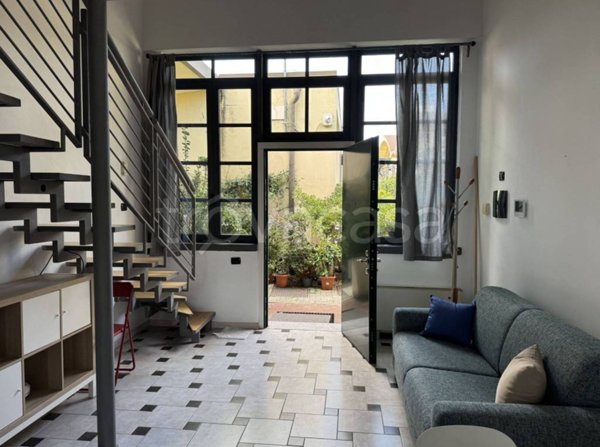 appartamento in affitto a Milano in zona Vigentino