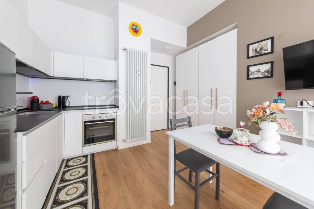 appartamento in affitto a Milano in zona Sempione