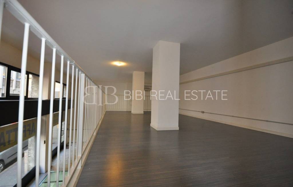 negozio in affitto a Milano