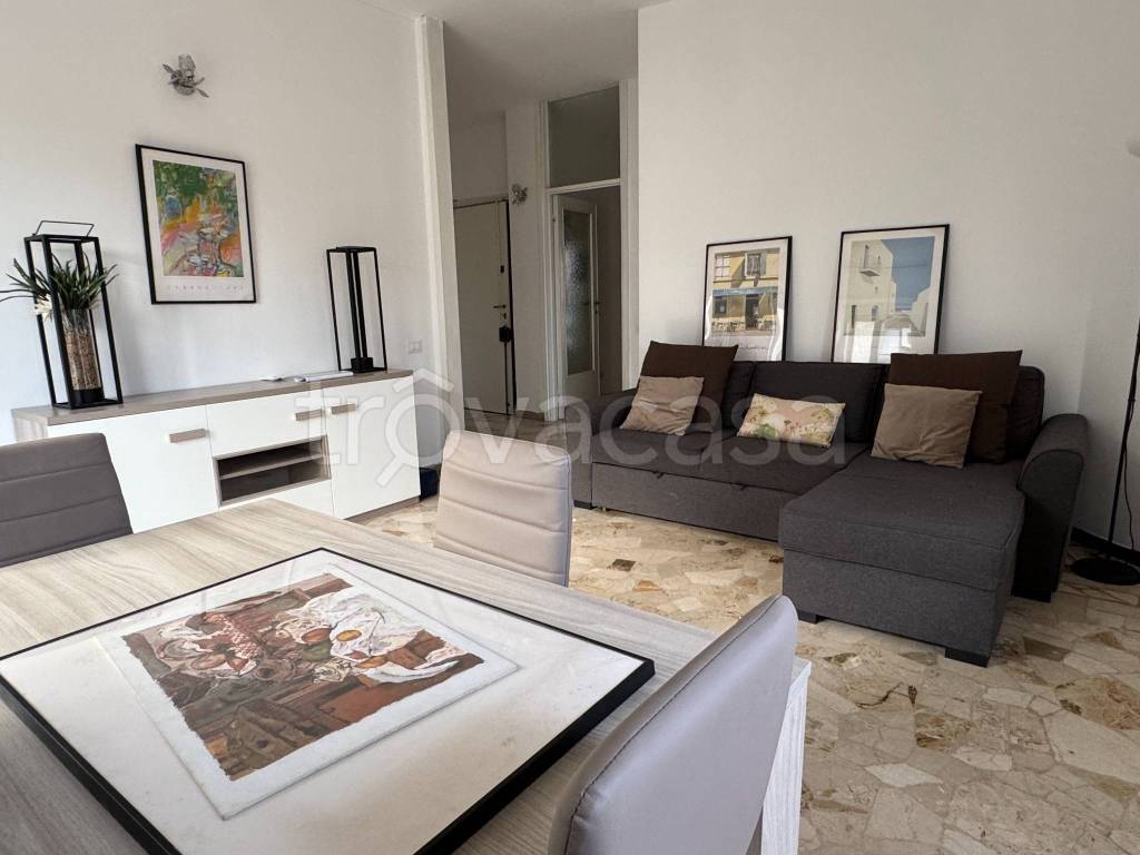 appartamento in affitto a Milano in zona Isola
