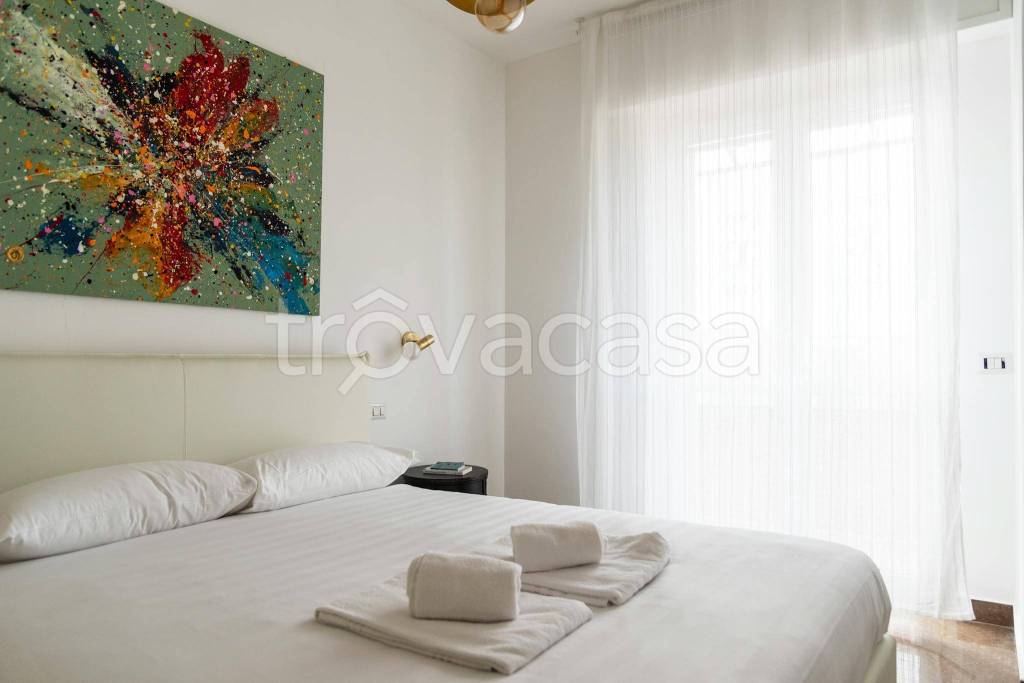 appartamento in affitto a Milano in zona Famagosta