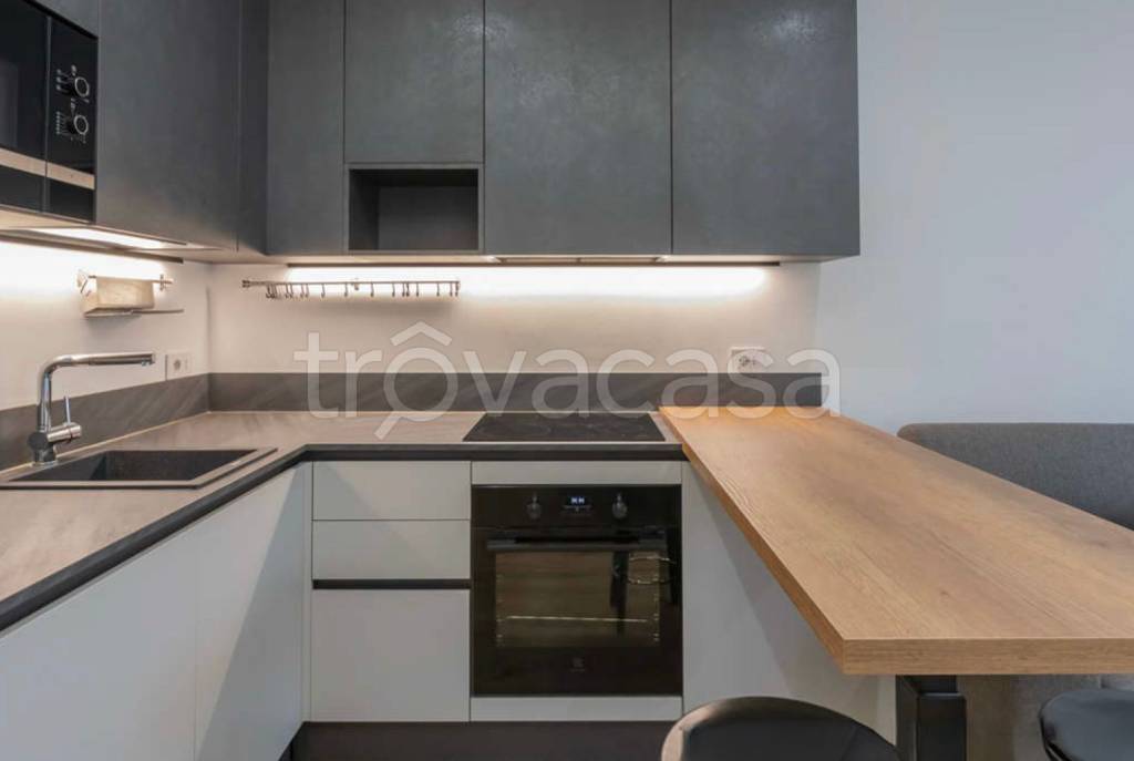 appartamento in affitto a Milano in zona Sempione