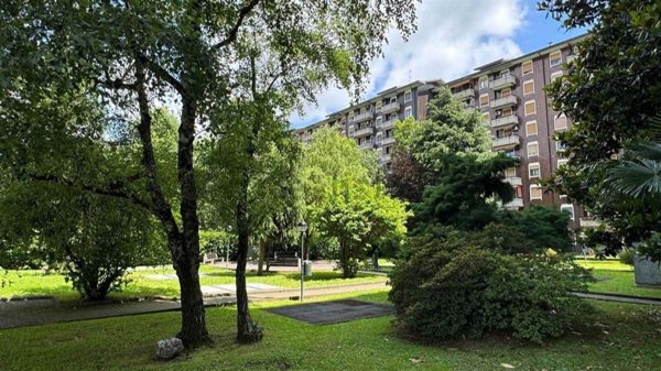 appartamento in affitto a Milano in zona Lorenteggio