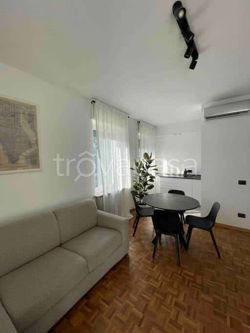 appartamento in affitto a Milano in zona QT8