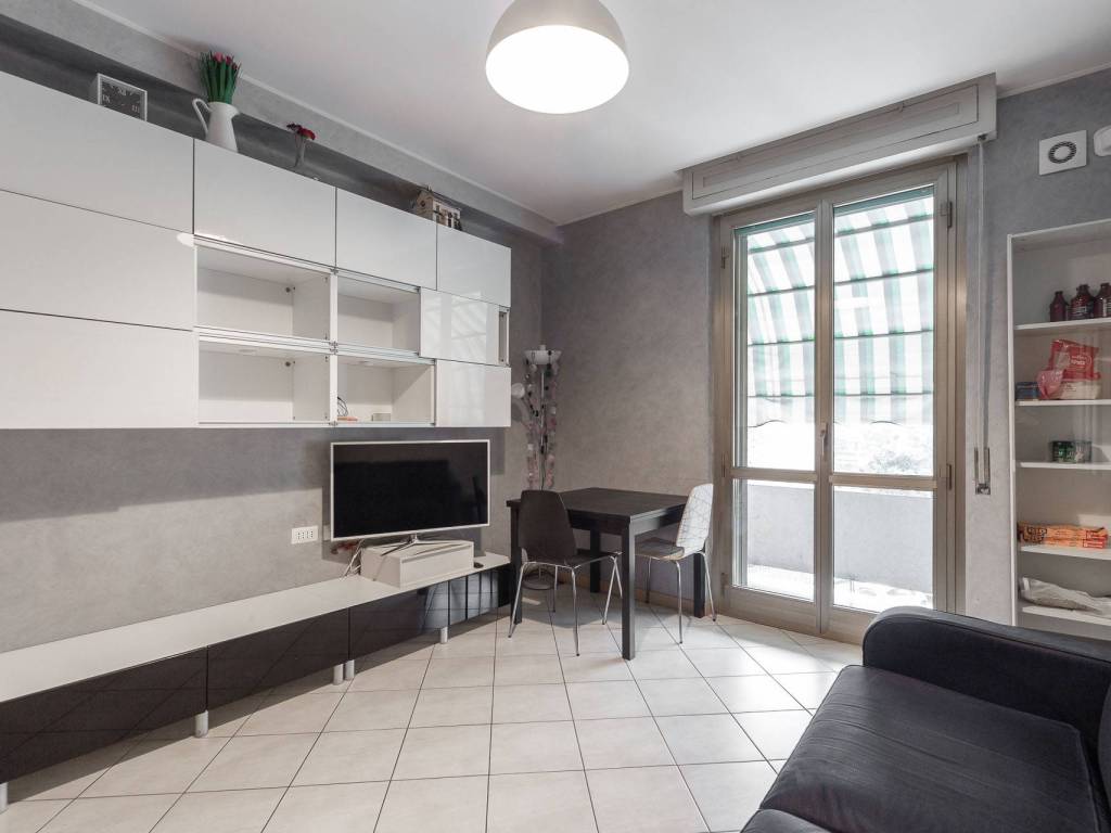 appartamento in affitto a Milano in zona Vigentino