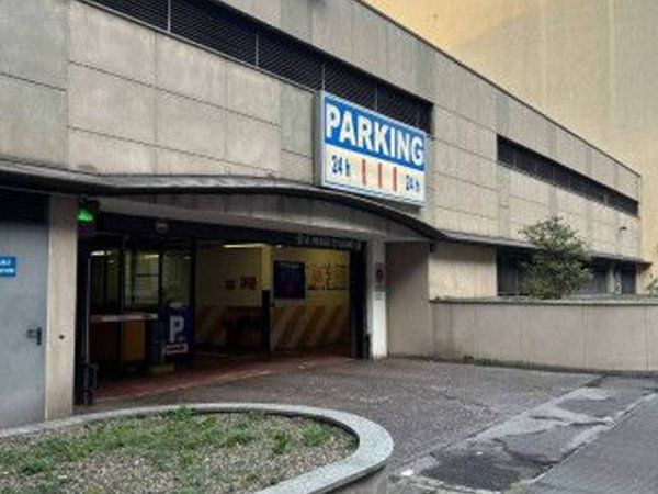 negozio in affitto a Milano in zona Cadorna