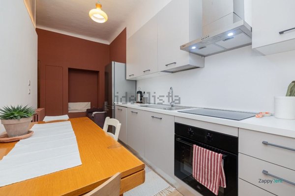 appartamento in affitto a Milano in zona Piazzale Lodi