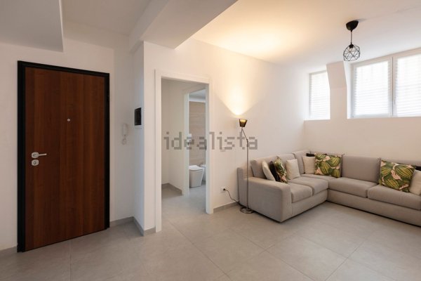 appartamento in affitto a Milano in zona Lorenteggio