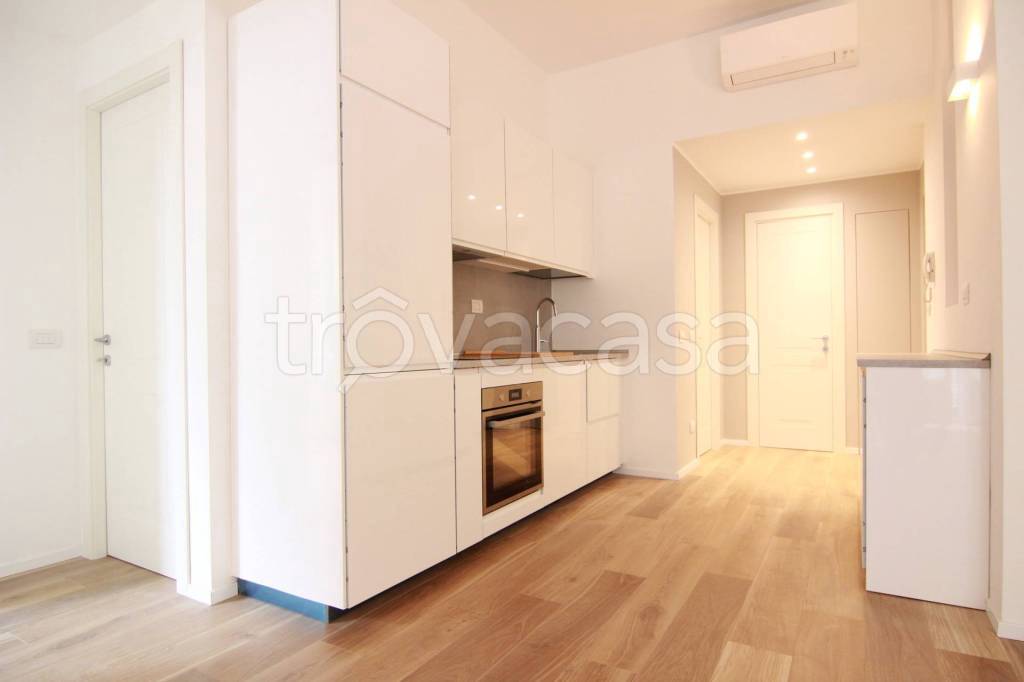 appartamento in affitto a Milano in zona Guastalla
