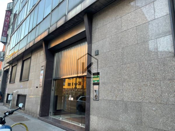 ufficio in affitto a Milano in zona Loreto