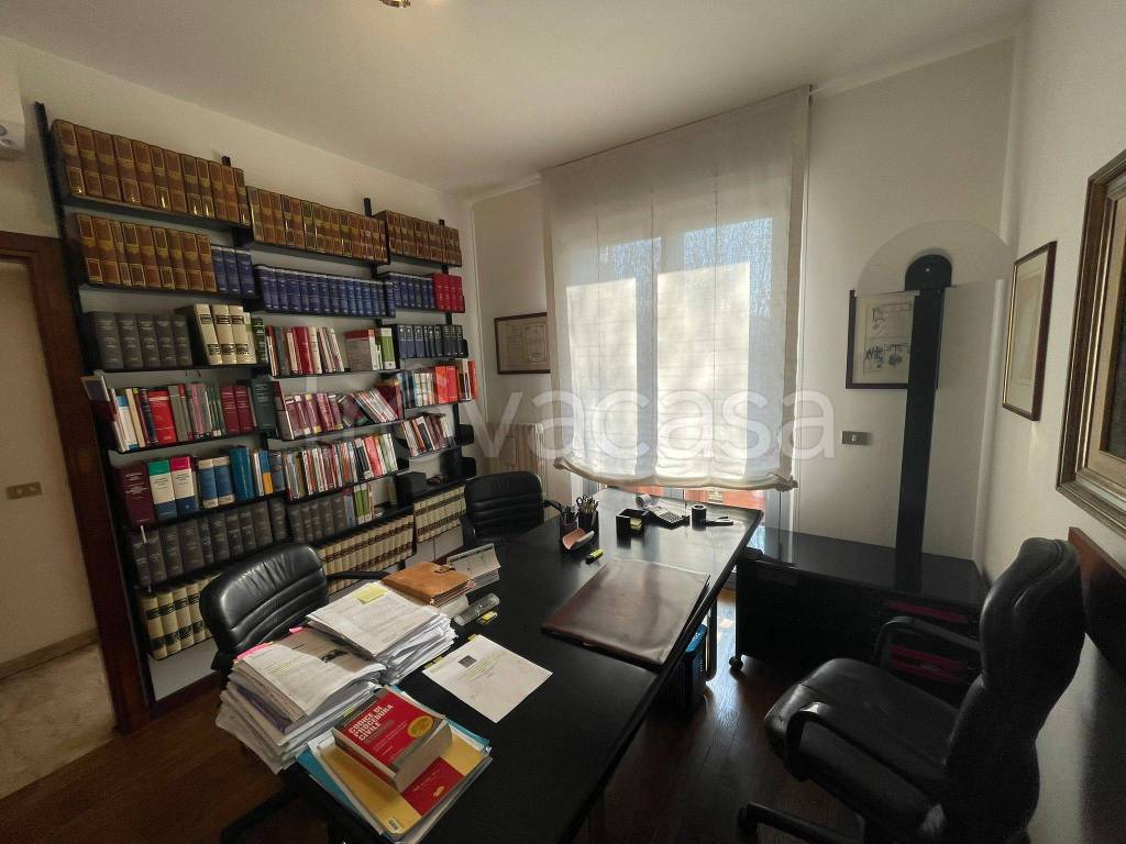 ufficio in affitto a Milano in zona Città Studi