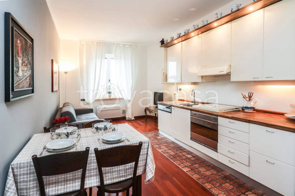 appartamento in affitto a Milano in zona Isola