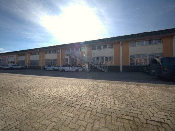 ufficio in affitto a Milano in zona Vialba