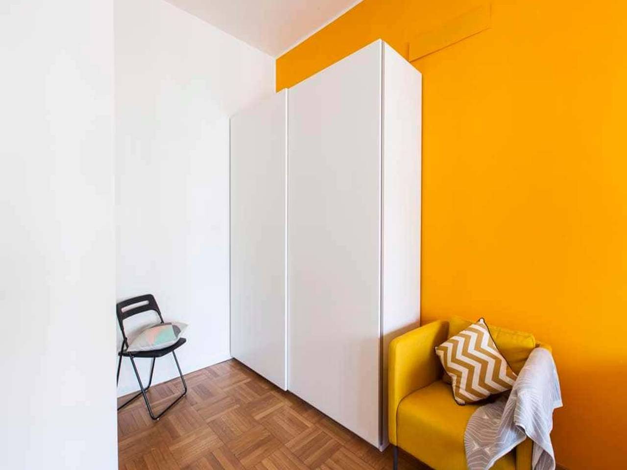 negozio in affitto a Milano in zona Guastalla