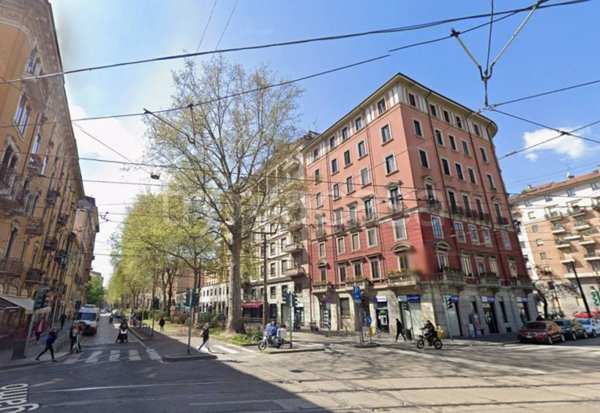 negozio in affitto a Milano