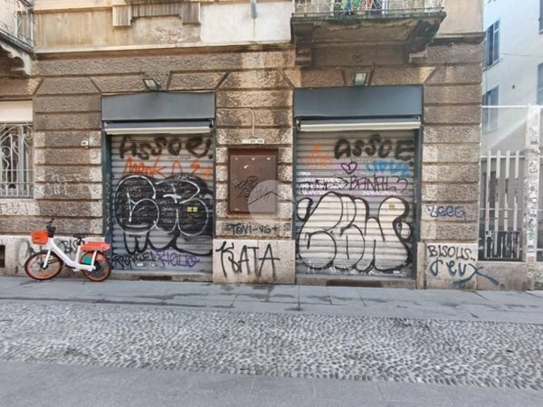 negozio in affitto a Milano