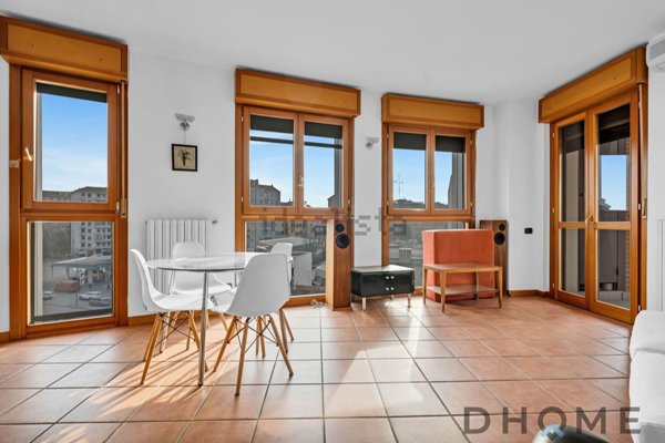 appartamento in affitto a Milano in zona Piazzale Lodi