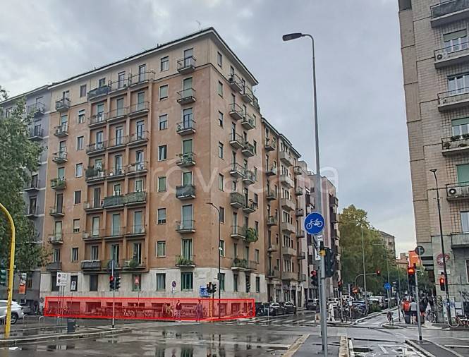 negozio in affitto a Milano in zona Solari