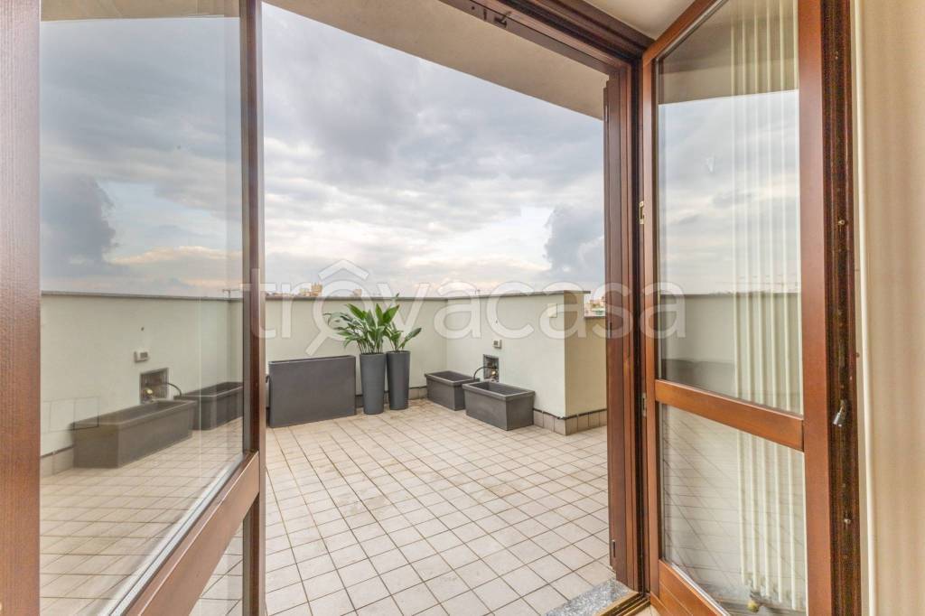 appartamento in affitto a Milano in zona Porta Romana