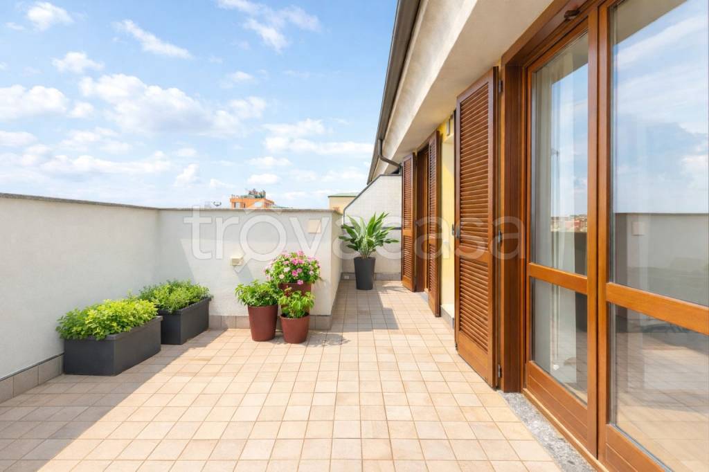 appartamento in affitto a Milano in zona Porta Romana