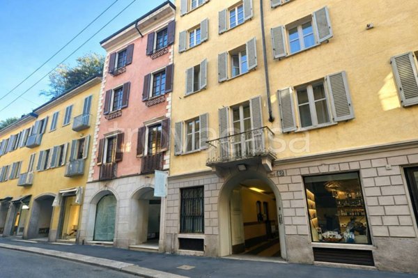 negozio in affitto a Milano