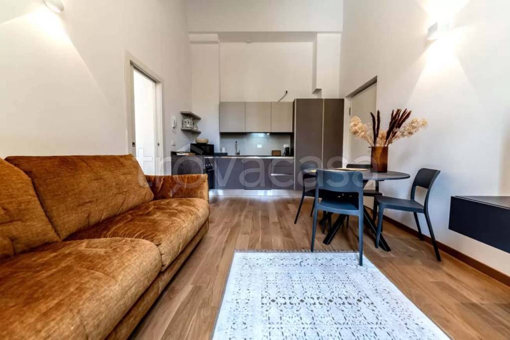 appartamento in affitto a Milano in zona Guastalla