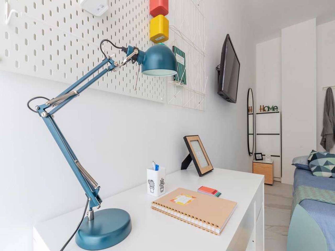 negozio in affitto a Milano in zona Bocconi