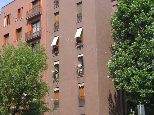 ufficio in affitto a Milano in zona Lorenteggio