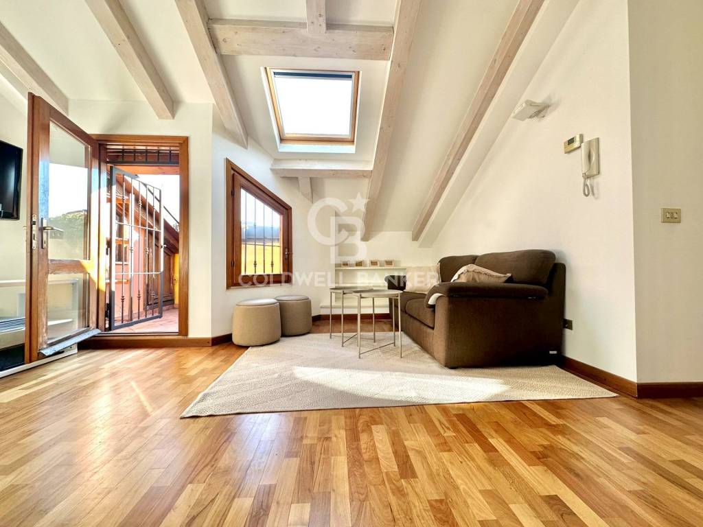 appartamento in affitto a Milano in zona Forze Armate