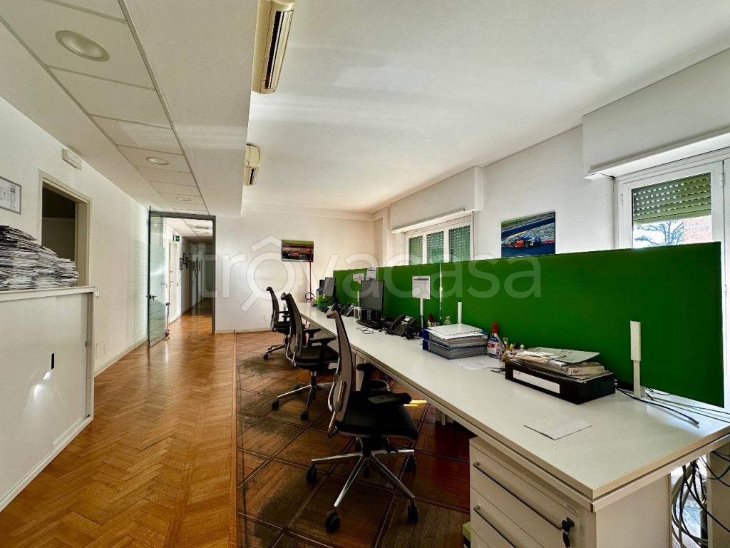 ufficio in affitto a Milano