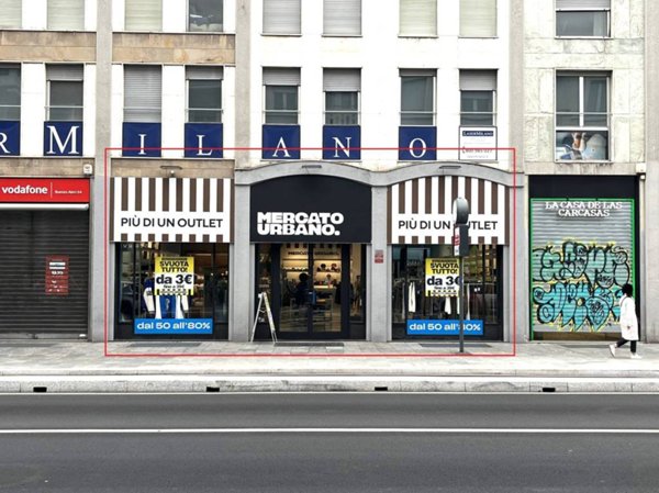 negozio in affitto a Milano