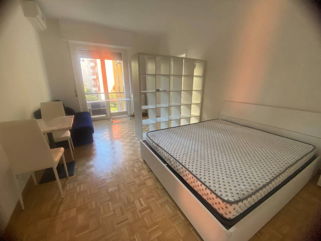 appartamento in affitto a Milano in zona Cinque Giornate